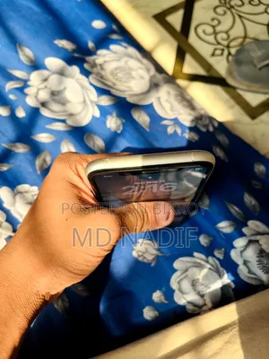 Apple iPhone 11 128 GB White