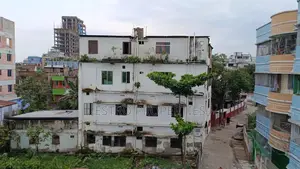 খুলনা সদরে ৩ বেডরুমের অ্যাপার্টমেন্ট বিক্রয়ের জন্য