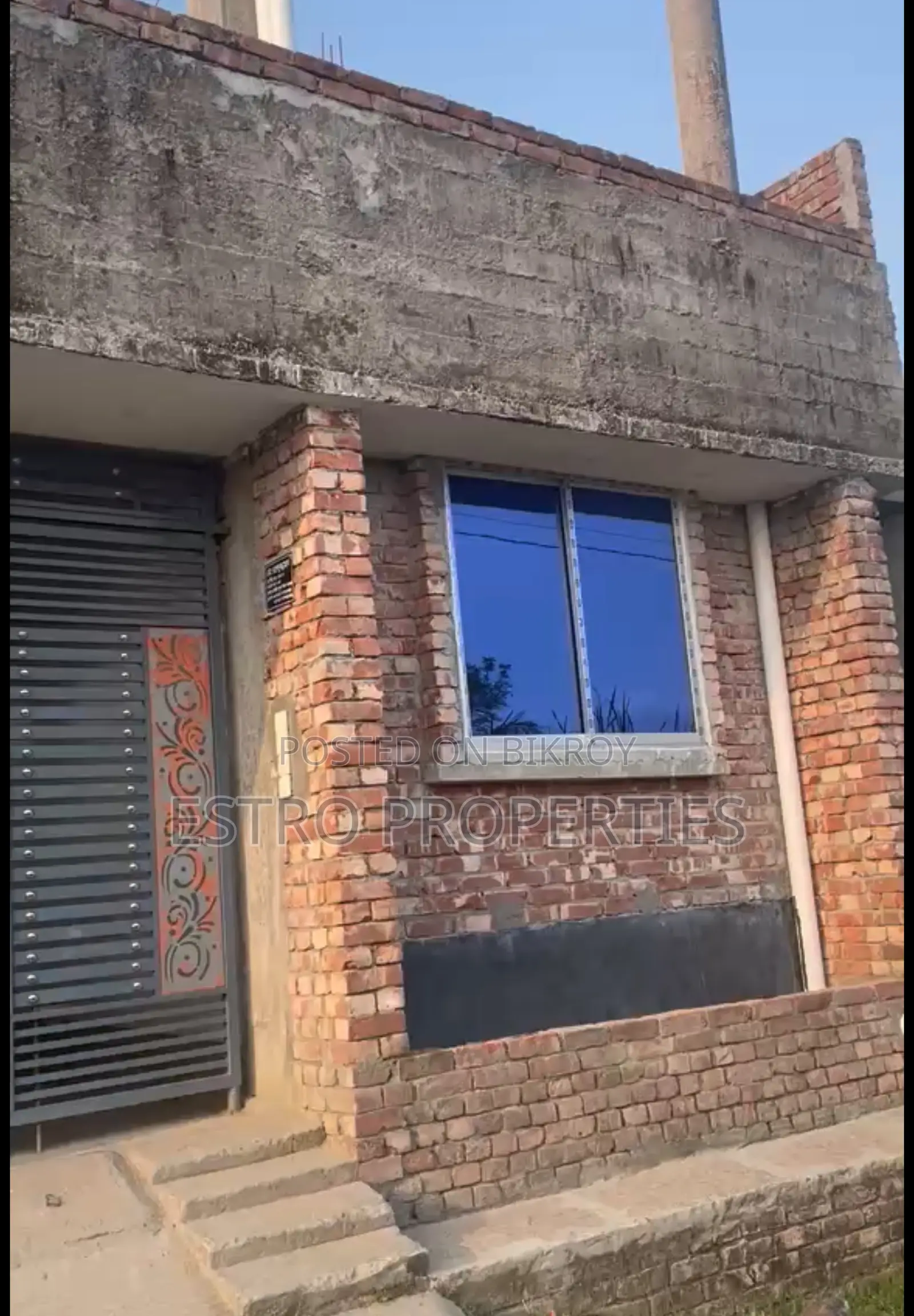 ৩ বেডরুমের বাড়ি খুলনাতে বিক্রয়ের জন্য