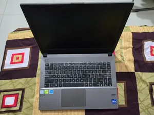 Laptop Asus PRO P2430UA 8GB Intel Core I5 HDD+SSD 1T