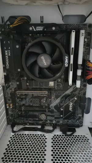 Desktop Computer 16GB AMD Ryzen 5 SSD 256GB