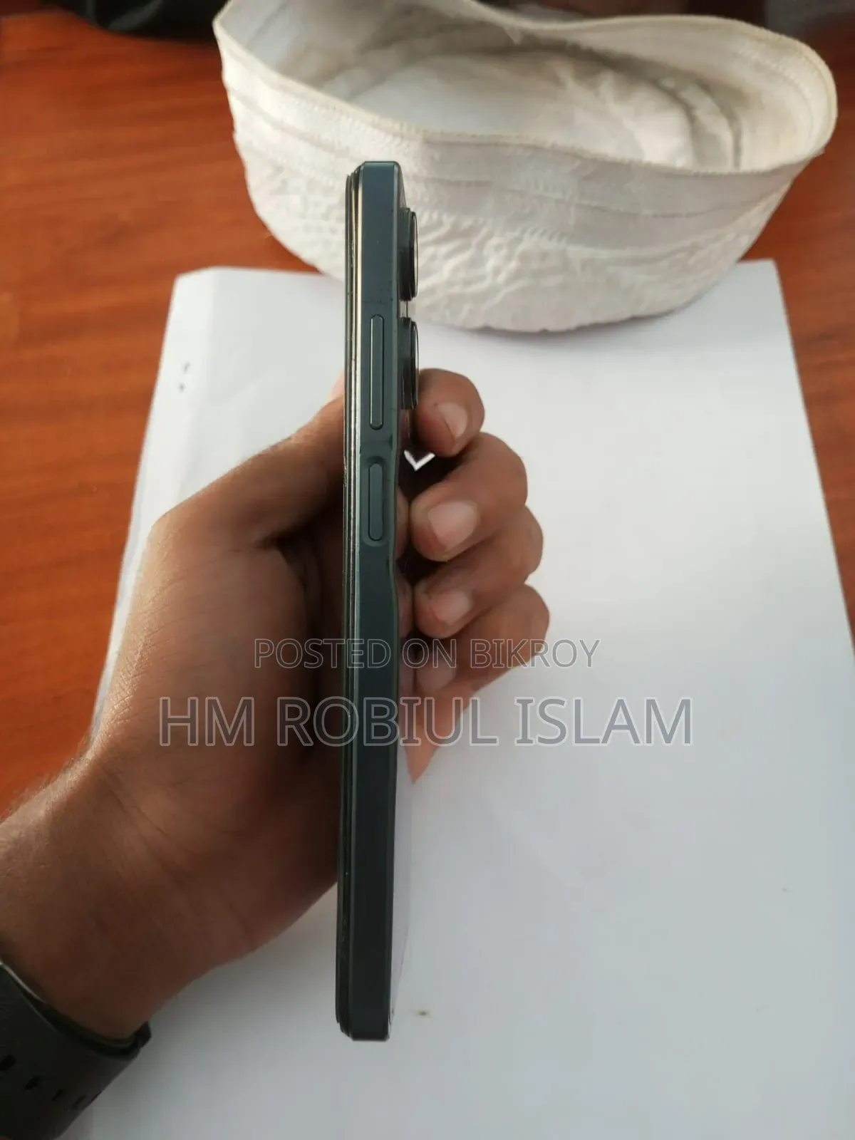 রিয়েলমি ১০ ১২৮ জিবি কালো