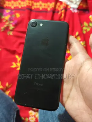 অ্যাপল আইফোন ৭ ৩২ জিবি ব্ল্যাক
