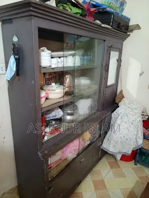 স্টিলের সুকেস বিক্রি হবে