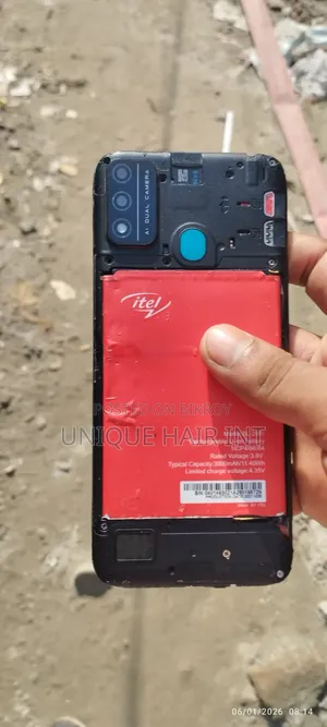 Itel A04 32 GB Black