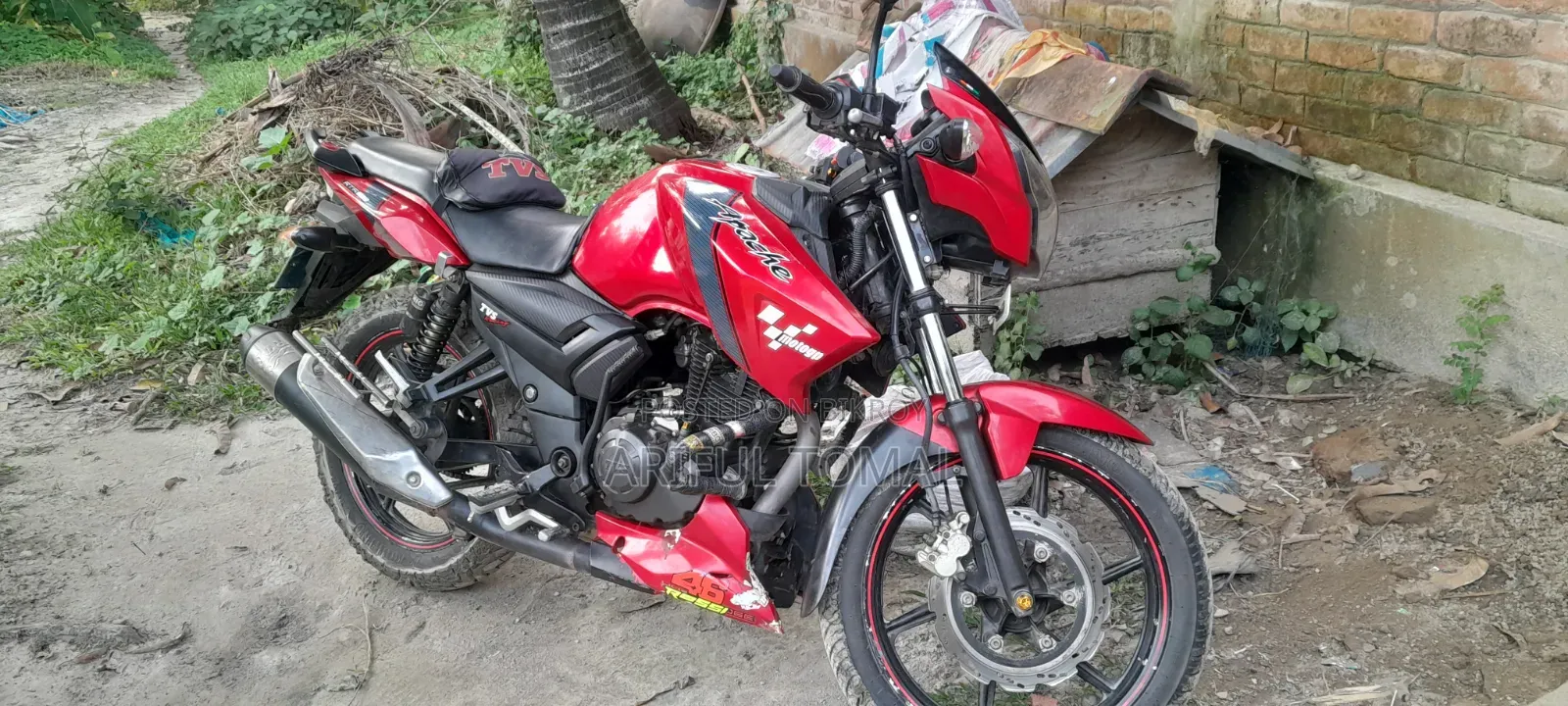 TVS Apache RTR 160 2V 2016 Red