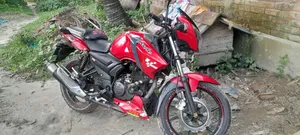 TVS Apache RTR 160 2V 2016 Red