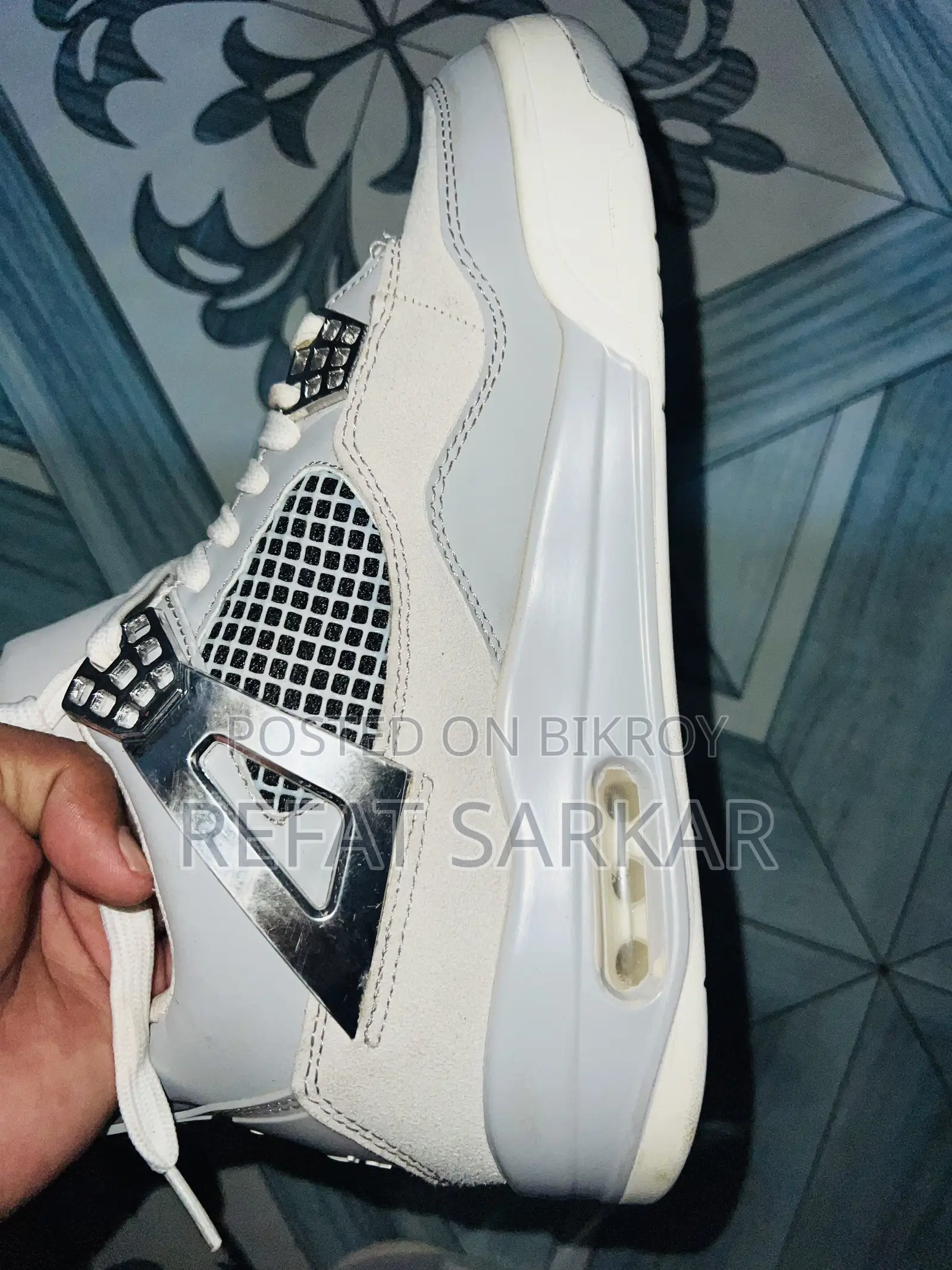 Nike Air Jordan 4