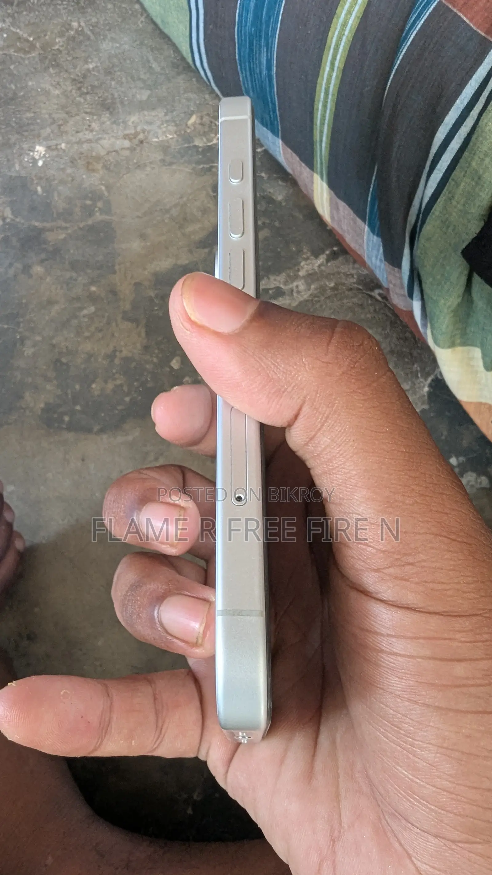 Apple iPhone 16 128 GB White