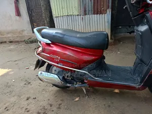 Mahindra Gusto 125 2016 Red