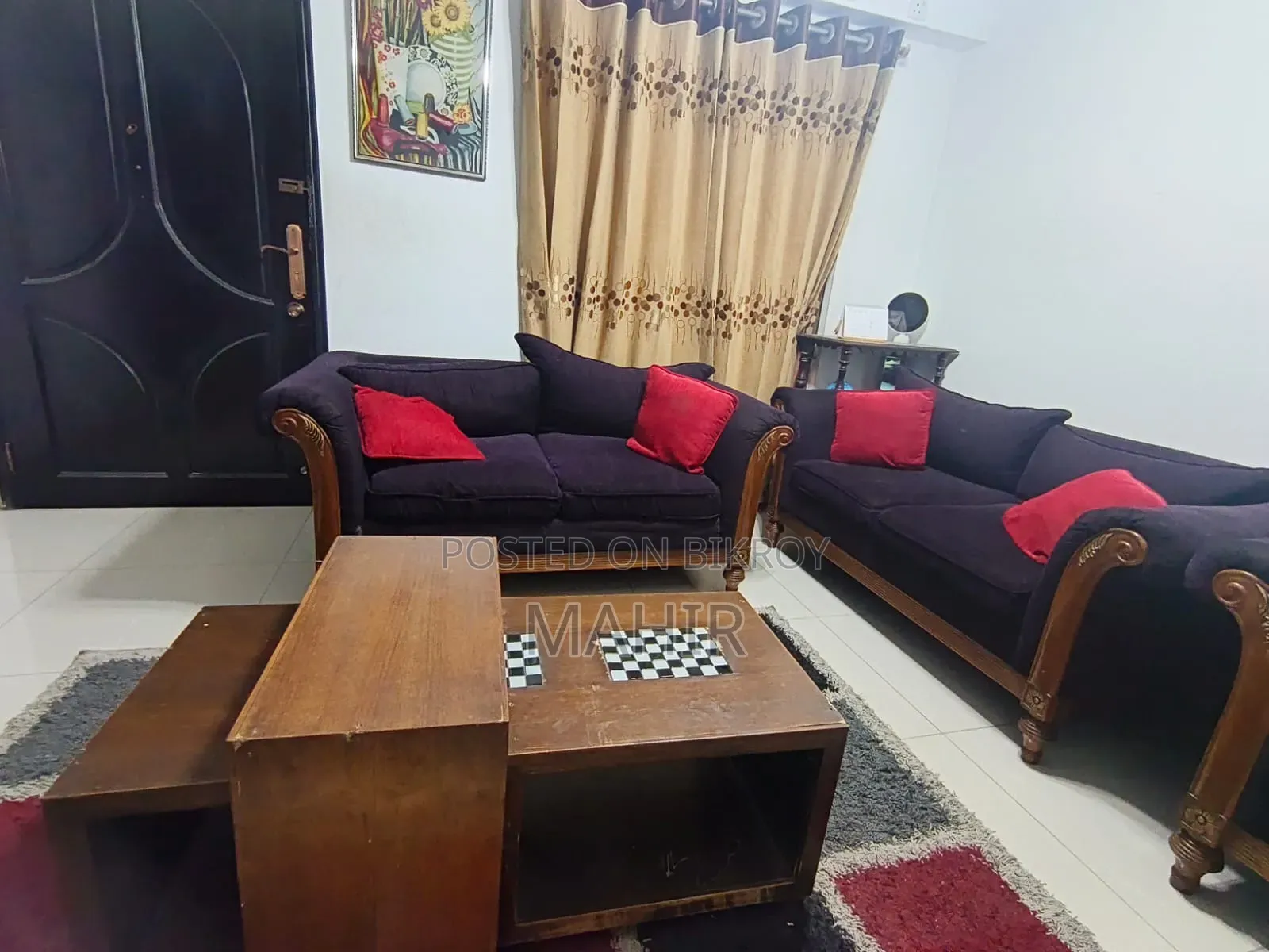 Sofa Set of 5 With Center Table
