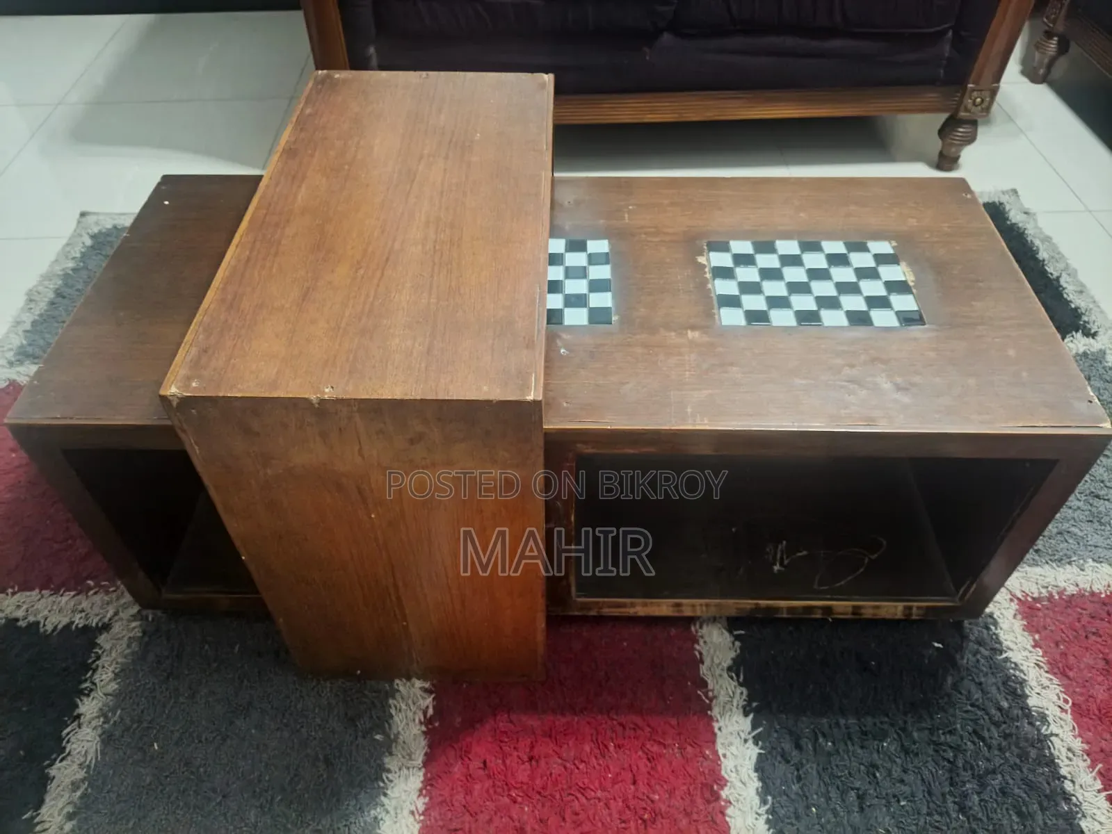 Sofa Set of 5 With Center Table