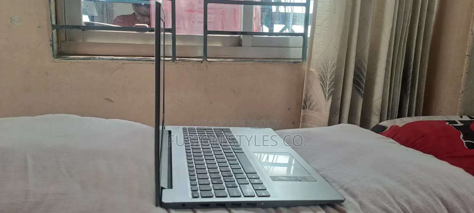 Laptop Lenovo Ideapad 3 8GB Intel Core I3 HDD+SSD 1T