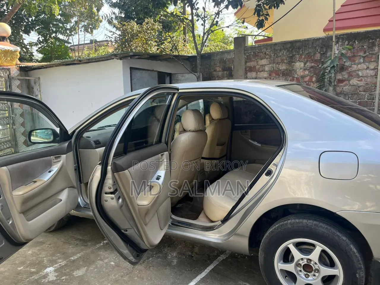 Toyota Corolla 2000 Silver