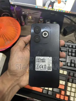 Infinix Smart 8 64 GB Black