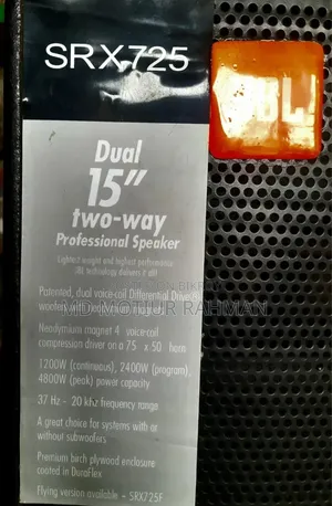 Speaker JBL SRX 725 Professional