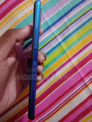 Vivo Y11 32 GB Blue