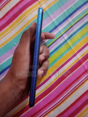 Vivo Y11 32 GB Blue