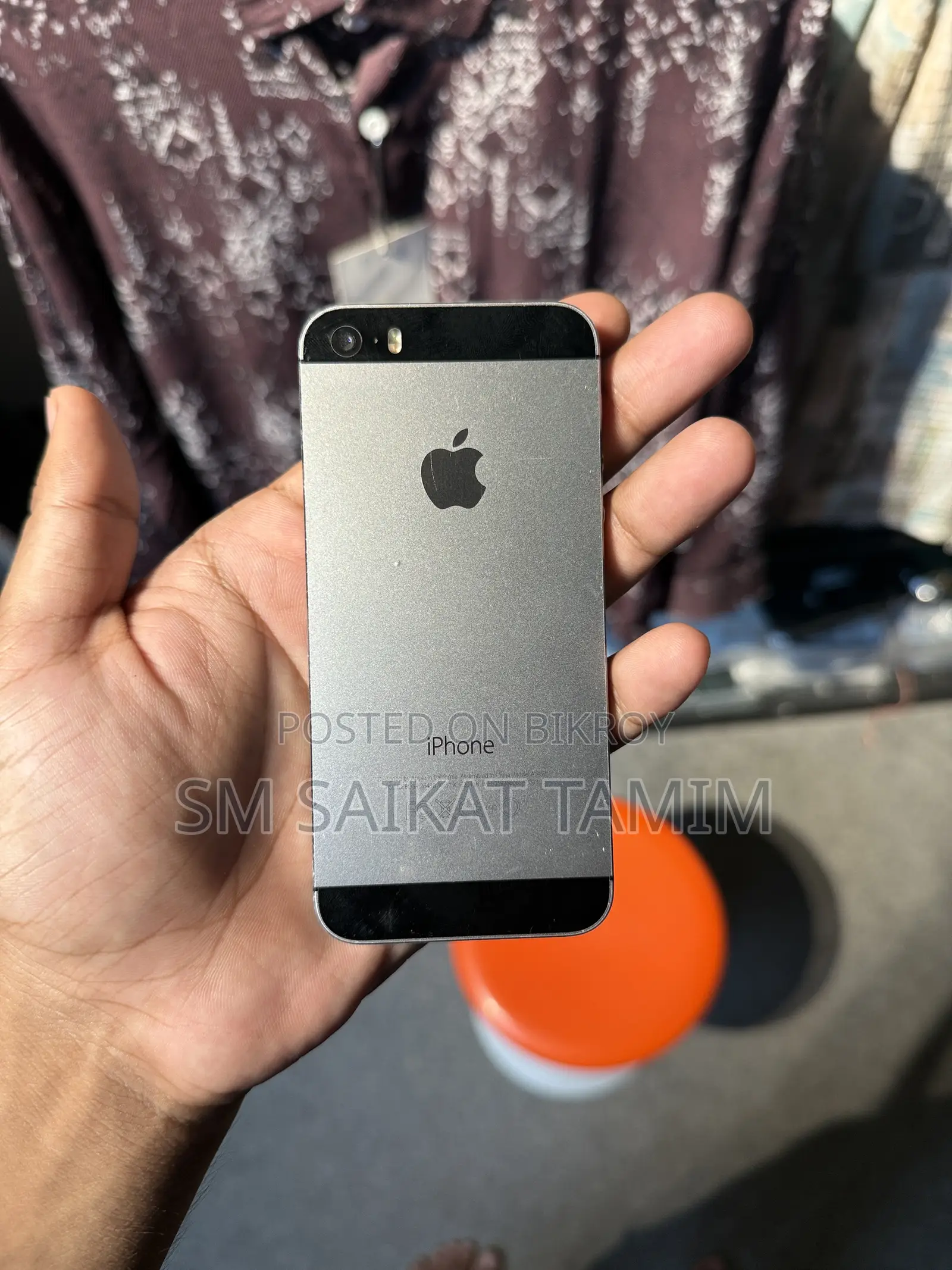 Apple iPhone 5s 16 GB Gray