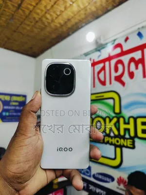 iQOO 128 GB White