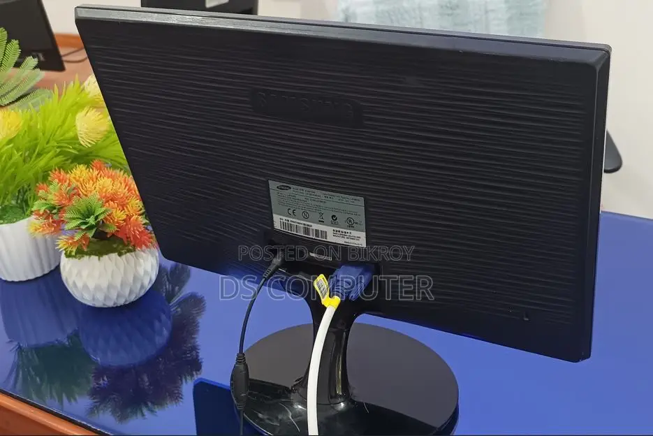 Monitor - Samsung Led S19b150b