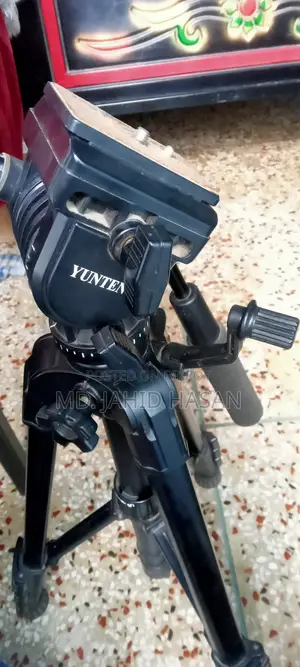 Yunteng VCT-691 ক্যামেরা ট্রাইপড