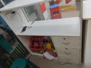 Servicing Table