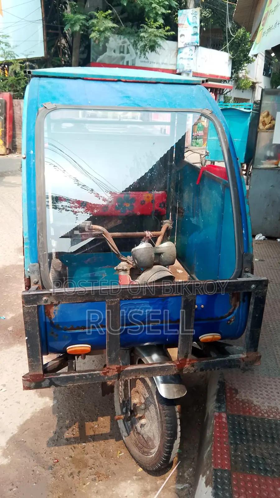 Food Transport Vehicle
