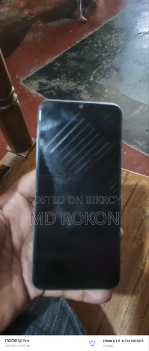Vivo Y21 64 GB Blue