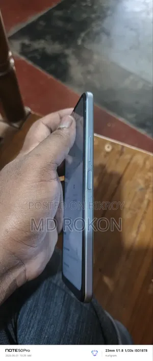 Vivo Y21 64 GB Blue