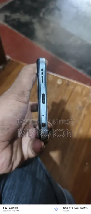 Vivo Y21 64 GB Blue