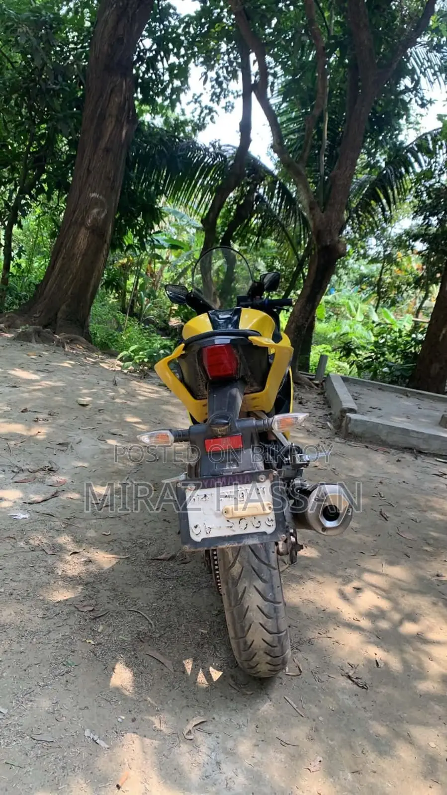 Yamaha R1 2018 Yellow
