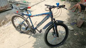 কোর Gio200 বাইসাইকেল একদম ফ্রেশ