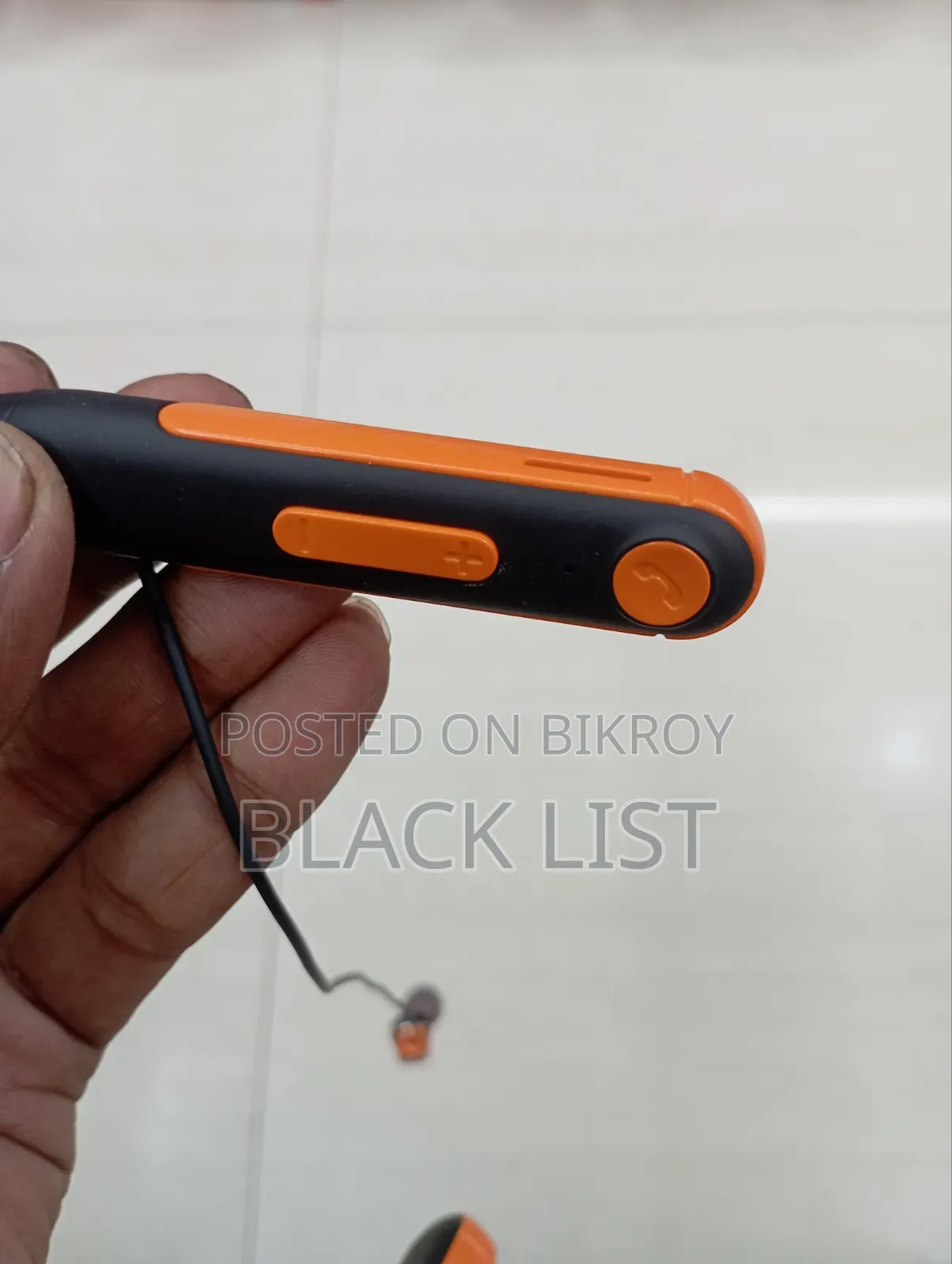 Neckband Bluetooth Earphone