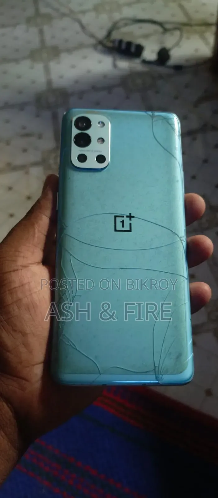 ওয়ানপ্লাস ৯আর ২৫৬ জিবি হোয়াইট