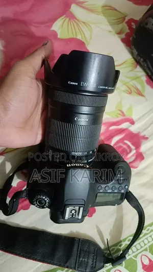 Canon EOS 60D ১৮-১৩৫ মিমি জুম লেন্স সহ