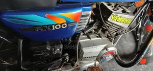 Yamaha 2001 Blue