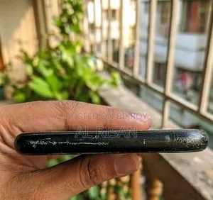 Apple iPhone XR 64 GB Black