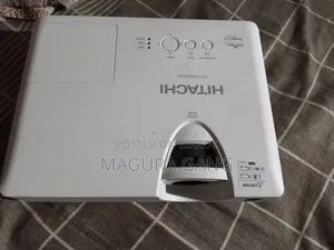 হিটাচি সিপি-এক্স৪০৪২ডব্লিউএন প্রজেক্টর
