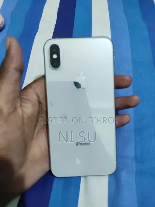 Apple iPhone XS 64 GB White