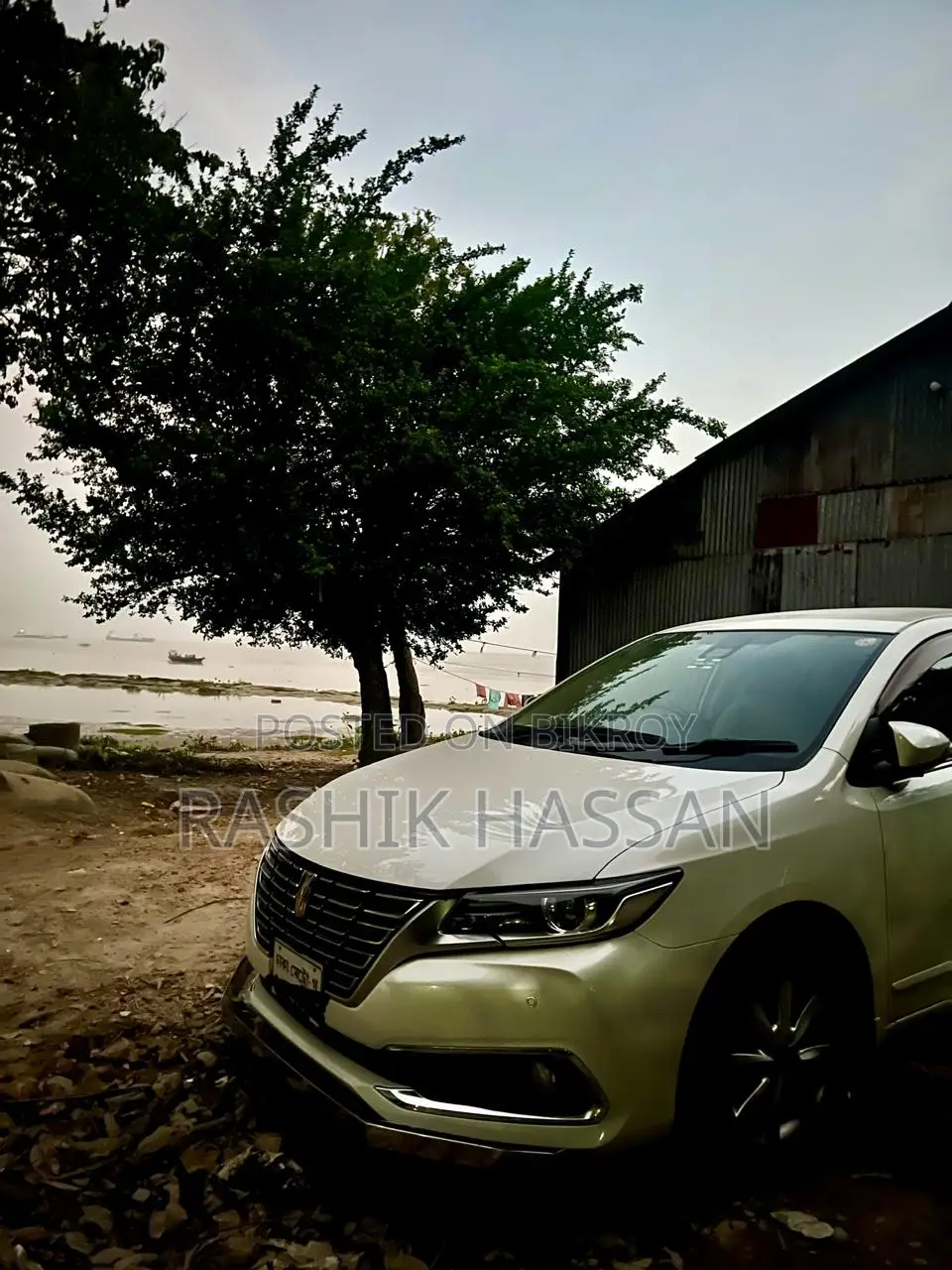 Toyota Premio 1.5 Front-Wheel Drive 2017 Pearl