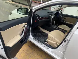 Toyota Premio 1.5 Front-Wheel Drive 2017 Pearl