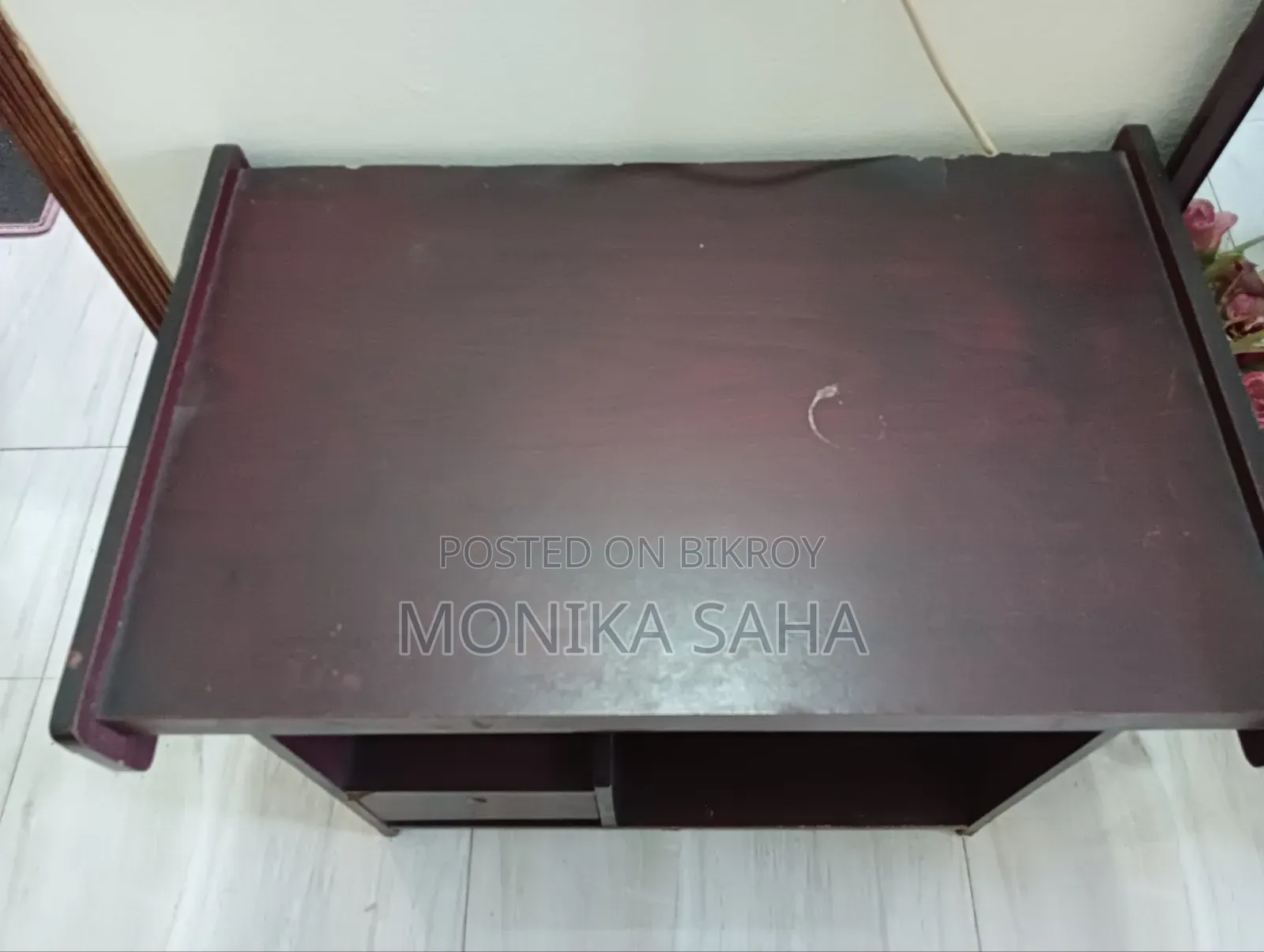 Computer table for sale