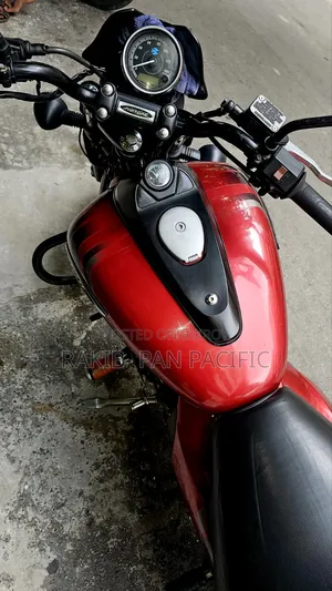 Bajaj Avenger 160 Street 2021 Red