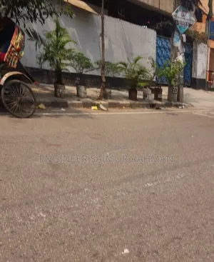 অফিস ভাড়ার জন্য উত্তরমুখী ৭ তলা ভবন।