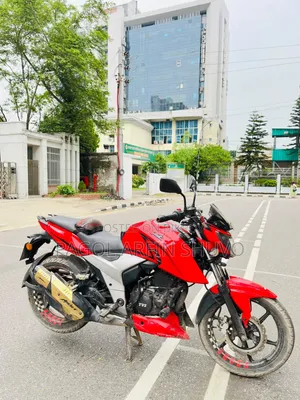 TVS Apache 160 4V 2019 Red