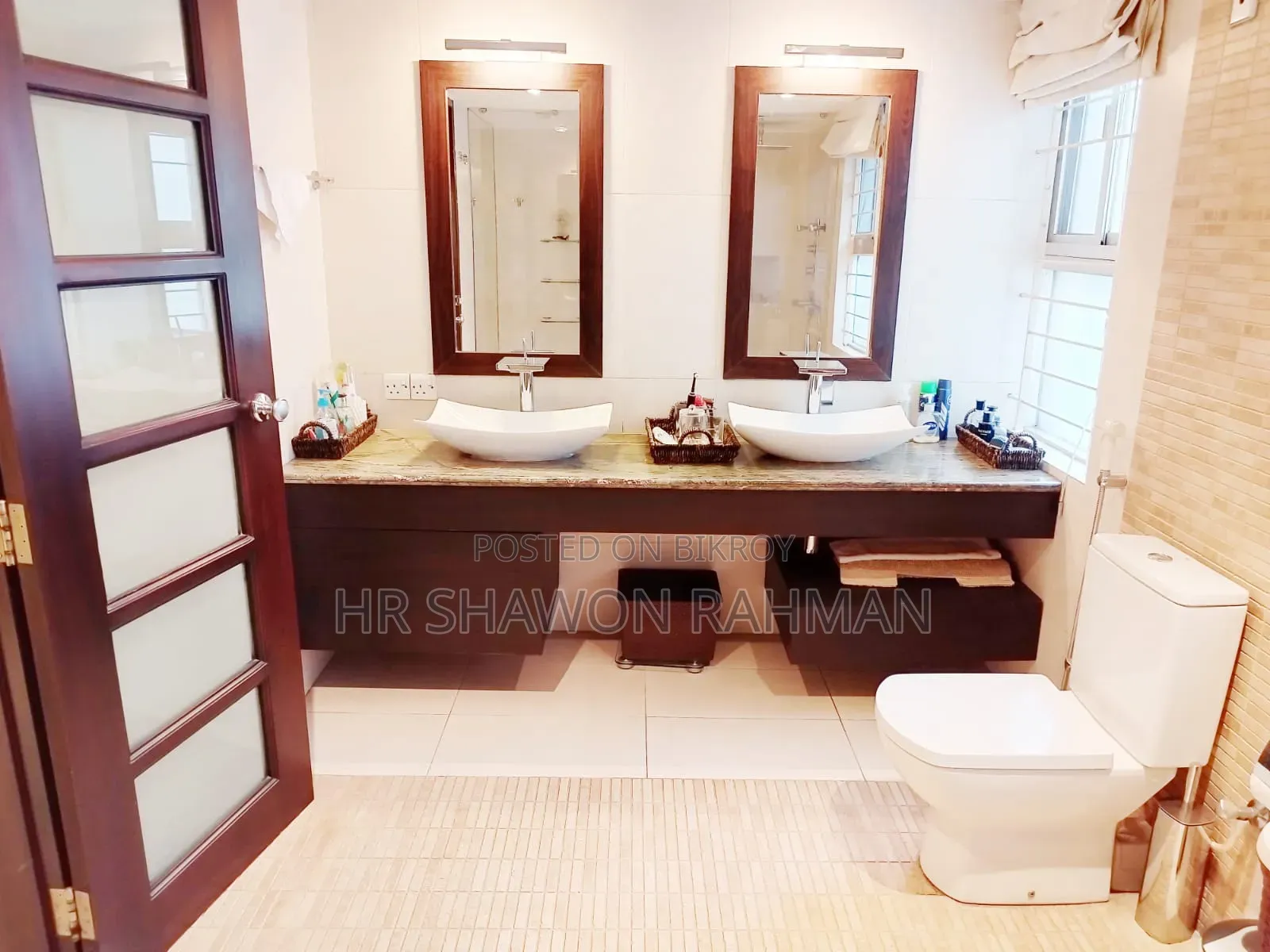 Furnished 4-Bedroom Apartment in Assurance, Baridhara DOHS for Sale