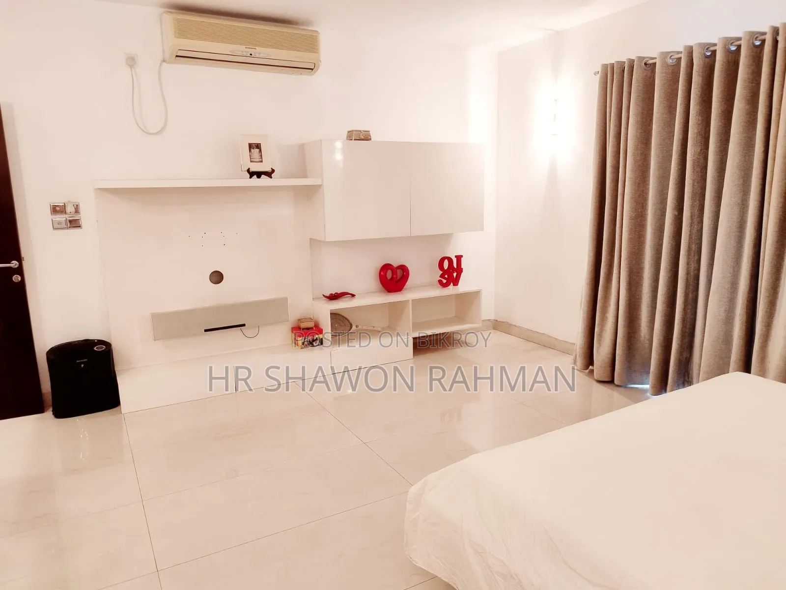Furnished 4-Bedroom Apartment in Assurance, Baridhara DOHS for Sale
