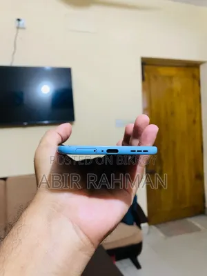 Tecno 256 GB Blue