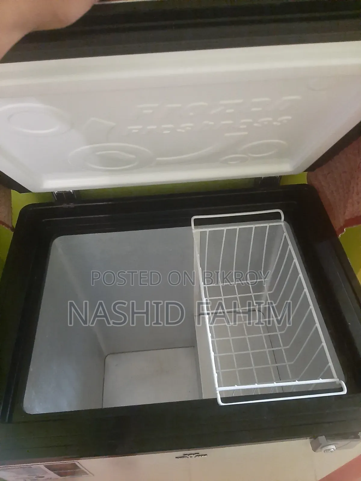 Walton Deep Freezer 125L | Urgent Sale